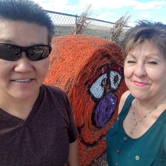 Meet your Posher, Shirley - Picture 3 of 8